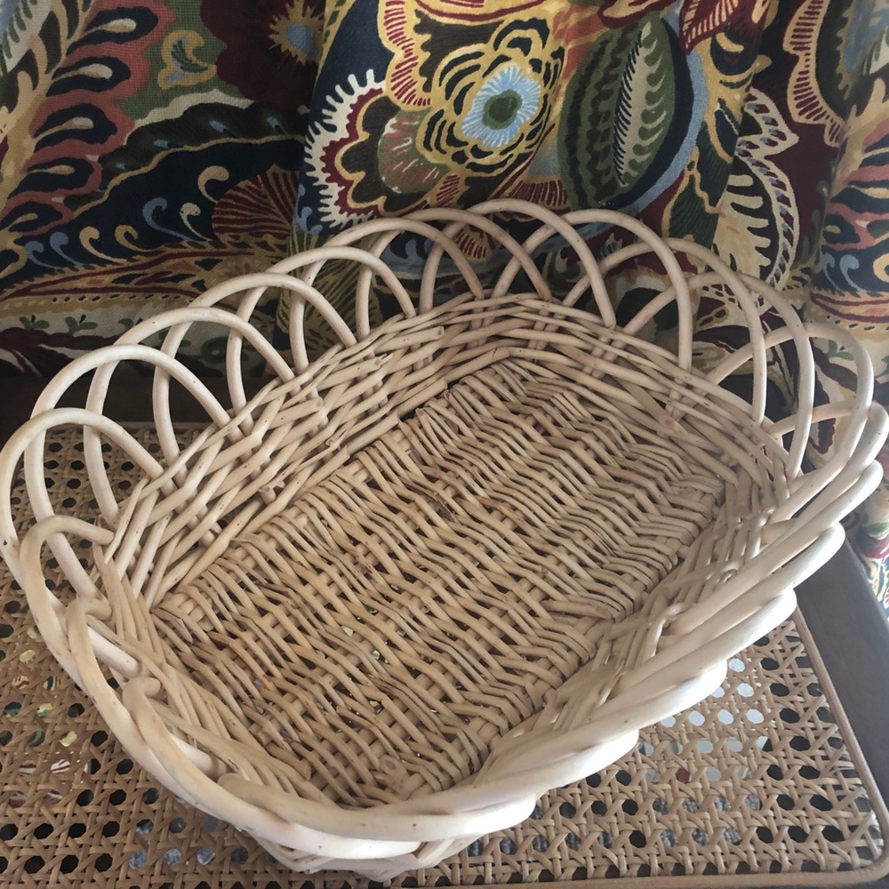Natural Whicker Basket